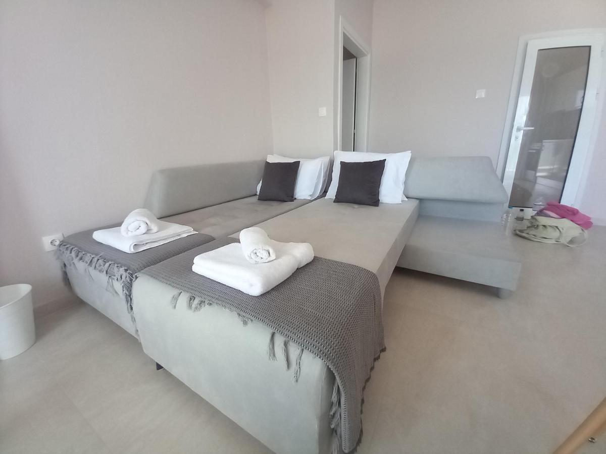 Villa "Breeze" Front To The Sea - Hakidiki Flogita Exterior foto